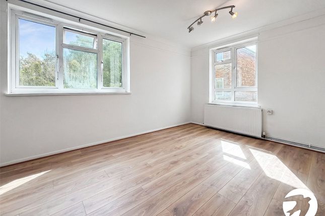 Flat 4, Fleming House,, Hurst Lane, London photo 2