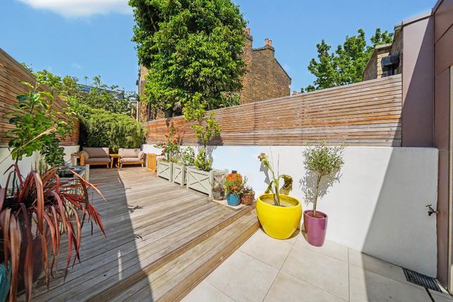 35, Hawksley Road, London photo 3