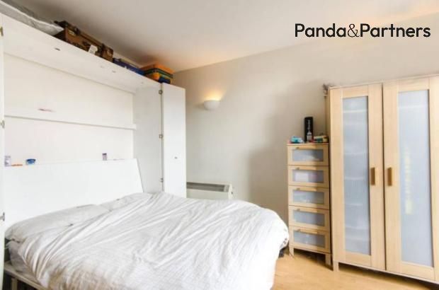 Studio studio on 3, Point West, 116 Cromwell Road, London, £325,000