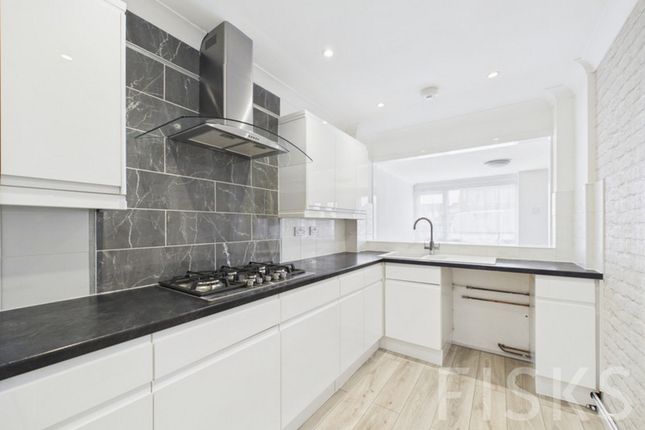 4, Moreland Close, Southend-on-sea photo 3