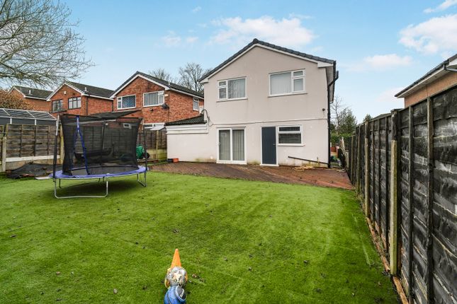 9, Gleneagles Avenue, Hopwood, Heywood photo 2