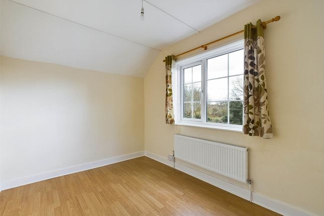 Semi-detached house to rent in Guarlford Road, Malvern