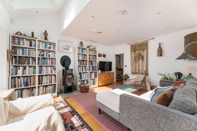 37a, Scott Lane, Keighley photo 4