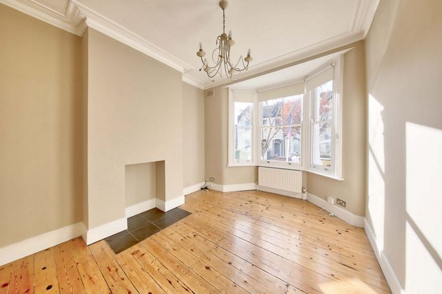 Thumbnail Flat to rent in Duntshill Road, Earlsfield