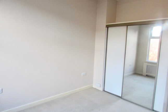 11, Harold Street, Northampton photo 5