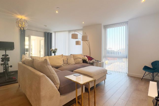 Thumbnail Flat to rent in Oculus House, Barking