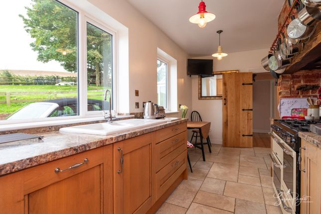 Kitchen - Breakfast Room