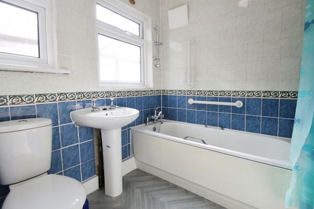 End terrace house to rent in Westbury Avenue, Southall