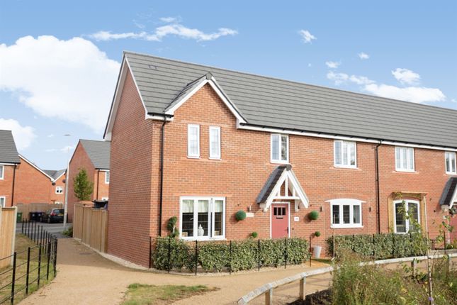 Thumbnail Semi-detached house for sale in Moorhen Grove, Southam