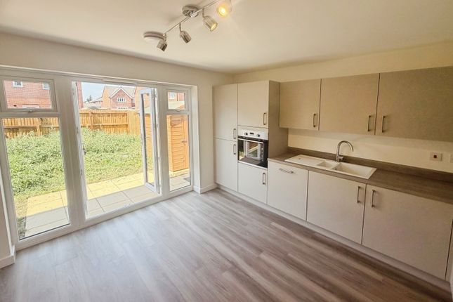 9, Swift Drive, Stockport photo 5