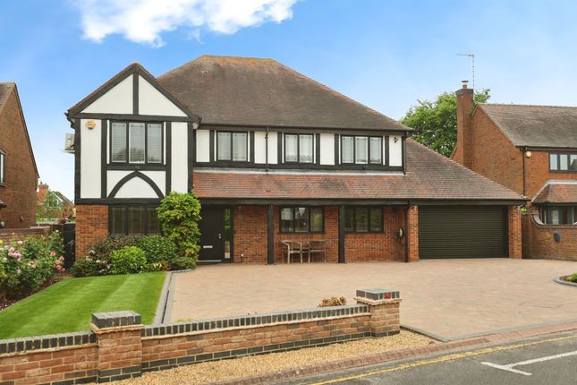 Thumbnail Detached house for sale in Avenue Road, Stratford-Upon-Avon