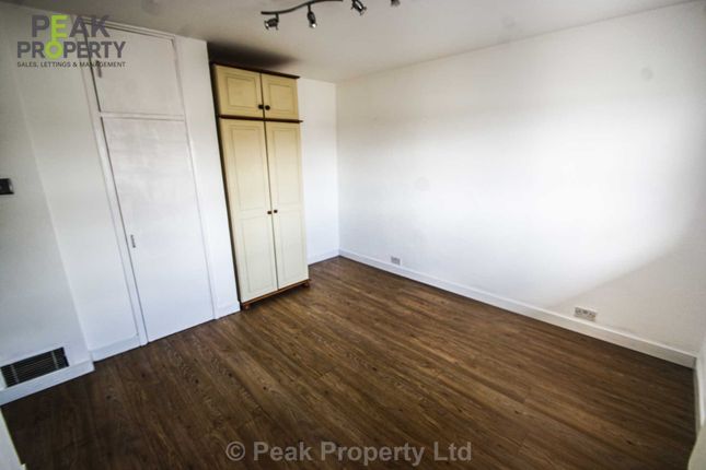 Flat for sale in London Road, Chalkwell