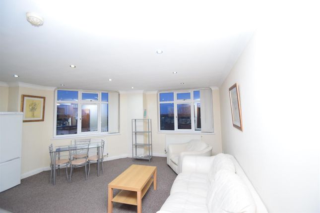 Flat 4, Grahamsley Street, Gateshead photo 4