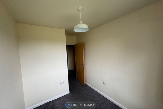 Flat, Lyme Place King St, Dukinfield photo 5
