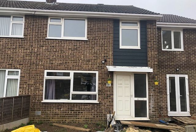 Totally Refurnished Terrace House Located In The Popular Tophill Estate, In Luton