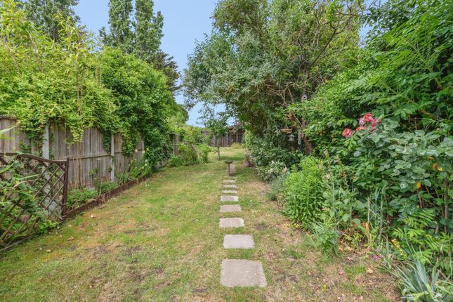 45, Lambs Lane South, Essex photo 3