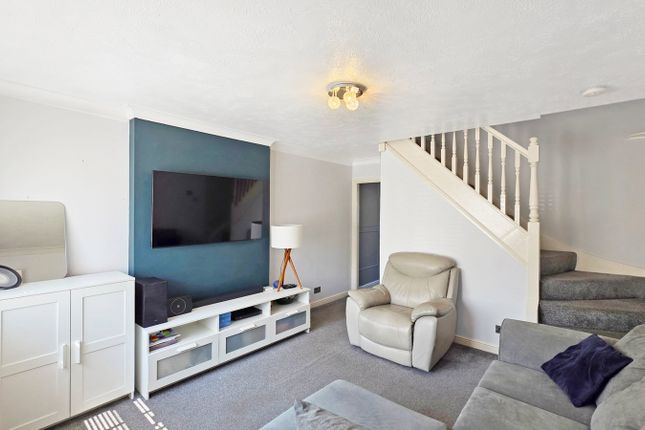 6, Edenbridge Drive, Manchester photo 2