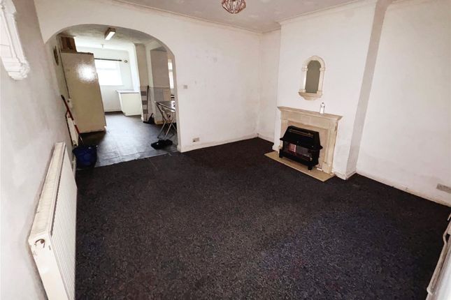 90, Hart Road, West Midlands photo 4