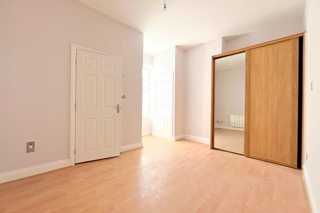 2, wilson road , Southend-on-Sea photo 3