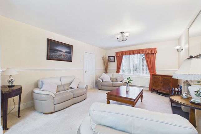 3 Howthorne Fields, Cleator photo 4