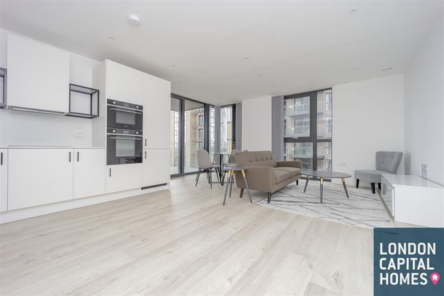 197, Willowbrook House, Coster Avenue, London photo 3