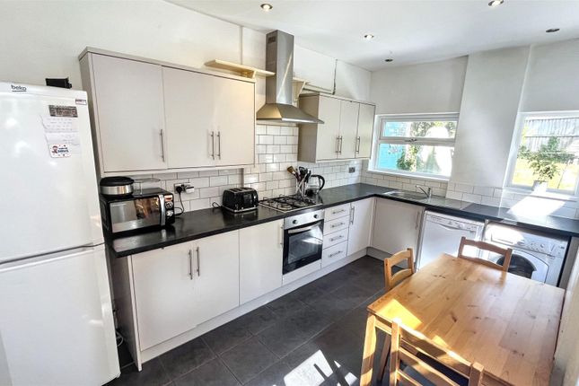 9, Hill Crest Road, Birmingham photo 2