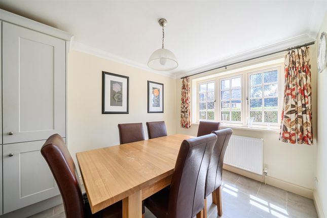 Birch House, 4 West Mead, Bridport photo 4