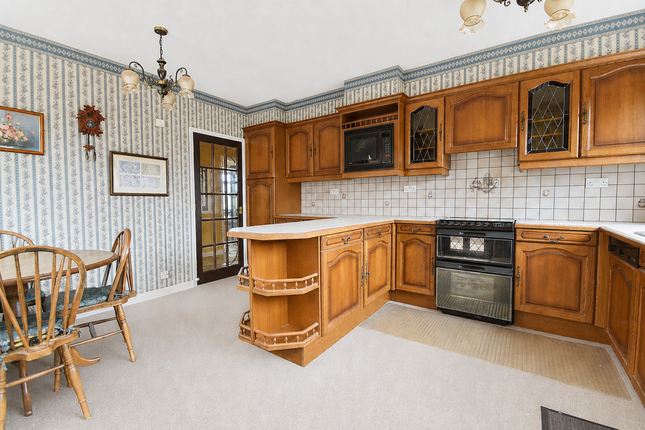 1, Glebe Avenue, Ilkeston photo 3