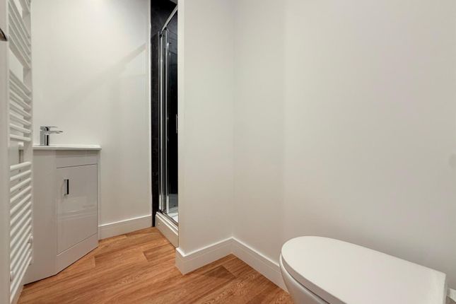 Flat 3, The Church, New Cut, Cullompton photo 2
