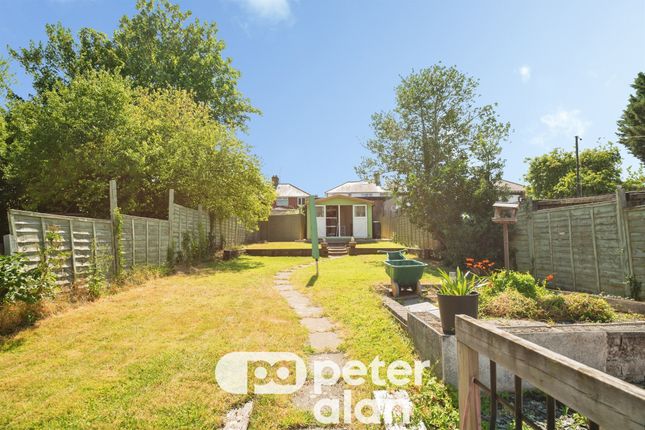 6, Beaufort Place, Newport photo 4