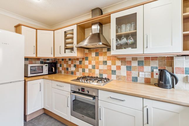 6 Hervines Court, Hervines Road, Amersham photo 2