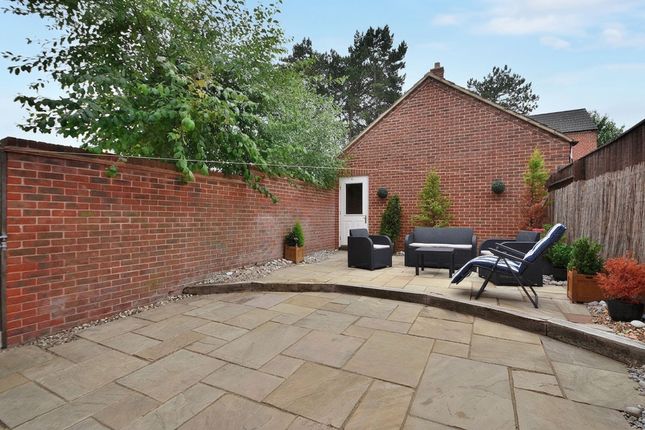 2 Alford Place, Milton Keynes photo 4