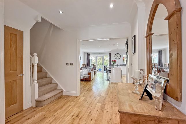 33a, Mount Drive, St. Albans photo 4