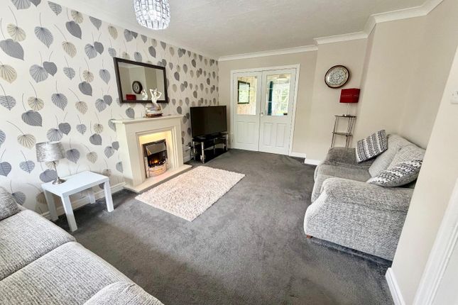 19, Fox Howe, Middlesbrough photo 4
