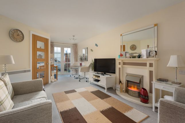Flat for sale in Thwaytes Court, Minster Drive, Herne Bay, Kent