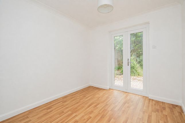 29, HIndemith Gardens, Milton Keynes photo 4