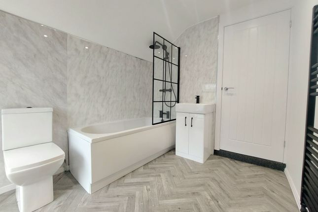 58 Princess Street, Abertillery photo 4