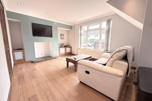 27, Edinburgh Drive, Nottingham photo 3