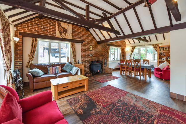 Collyers Farm, Forest Road, Waterlooville photo 4