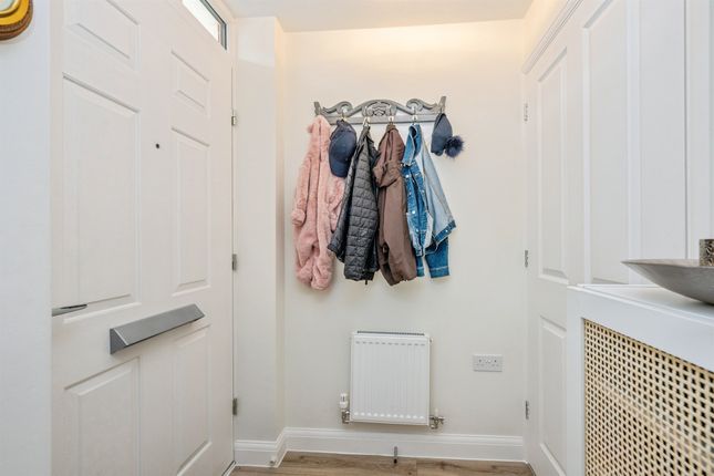 8, Barton Drive, Ashbourne photo 4