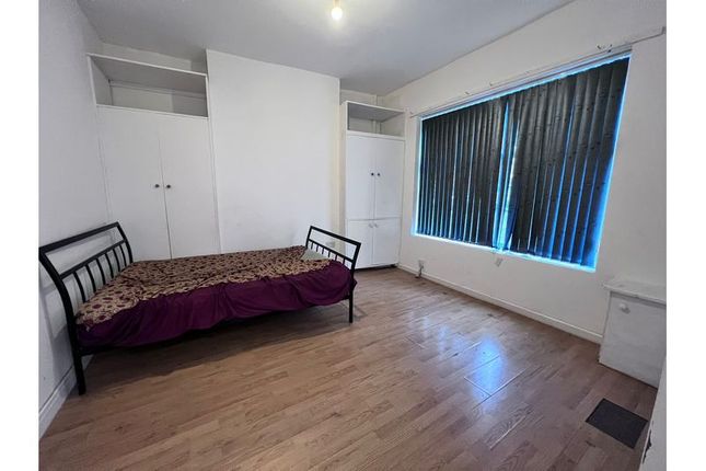 End terrace house to rent in Drummond Street, Wolverhampton