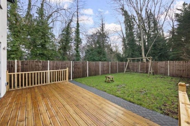 10a Sheepcote Gardens, Uxbridge photo 3