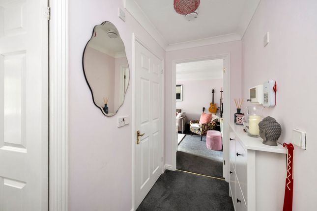 Flat 26, Jubilee Court High Street, Billingshurst photo 4
