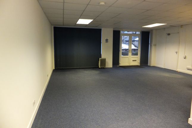 Office to let in Clough Street, Buxton
