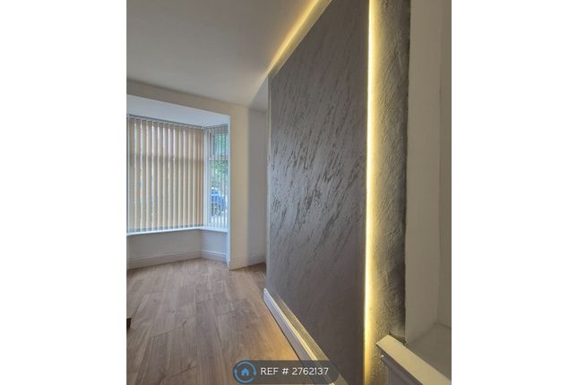Duke St, Birkenhead photo 3