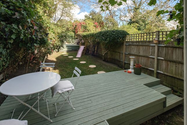 Flat 1, 21, Hillfield Park, London photo 3