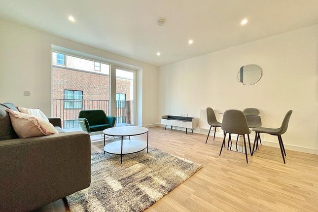 Thumbnail Flat to rent in Edwin House, 2 Accolade Avenue, Southall, London