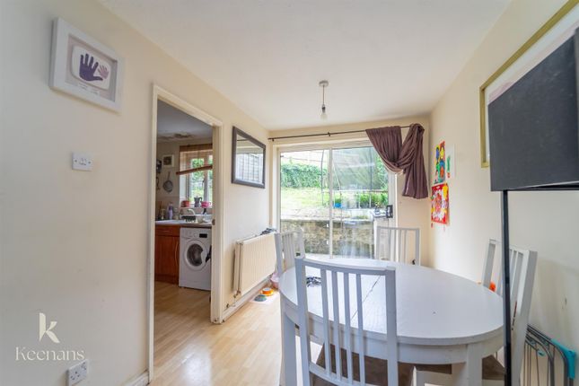 9, Montfieldhey, Brierfield photo 3