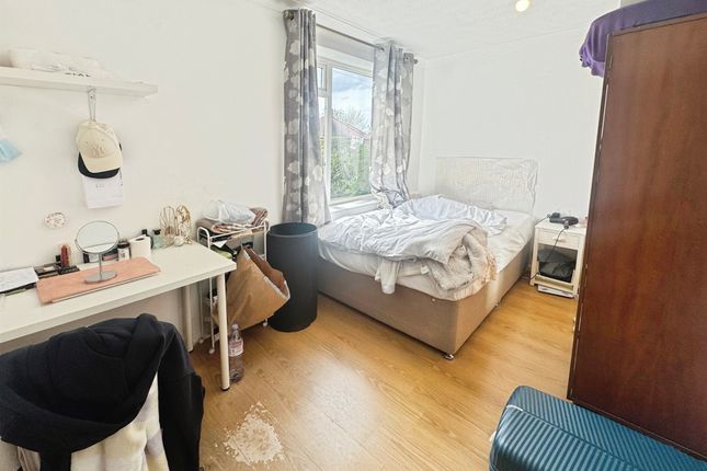 2, Brereton Close, Norwich photo 4