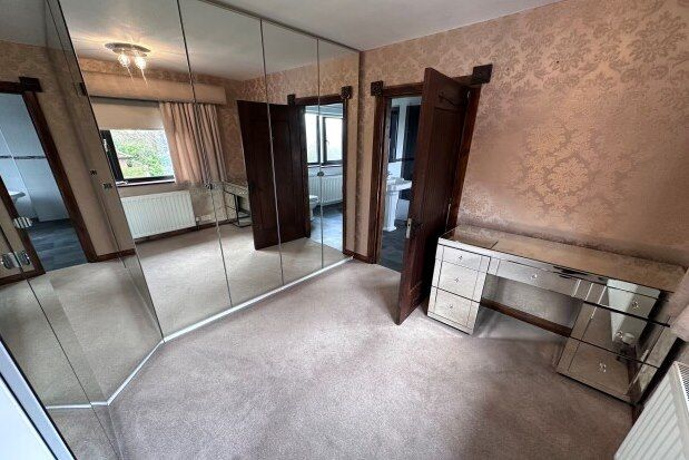 Detached house to rent in Birstall Road, Leicester